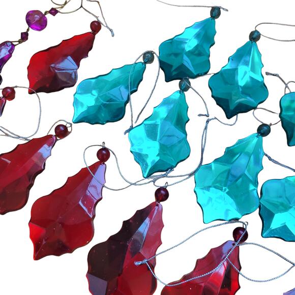 Beautiful Christmas Ornaments Jewel Tone Red, Green and More - Picture 2 of 3